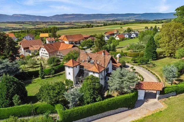 Exceptionnel Domaine de Prestige au Cœur du Gros-de-Vaud